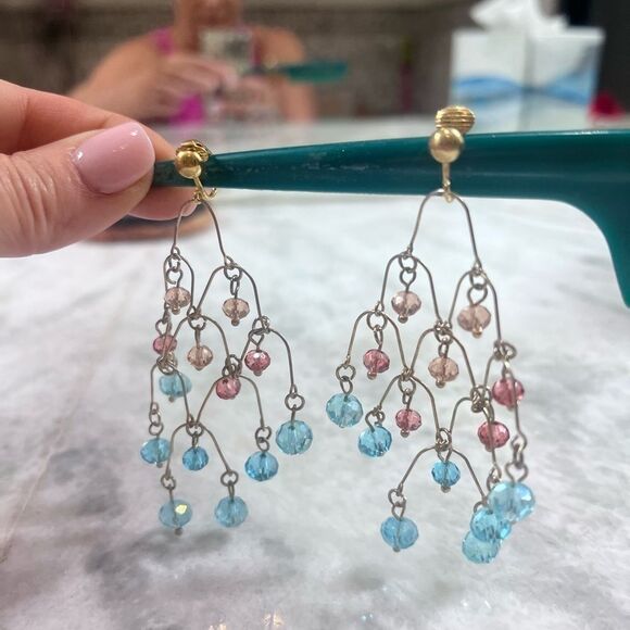 Colorful clip dangle earrings - Picture 3 of 6